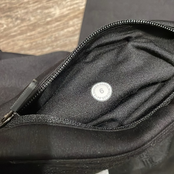 Lululemon Flurry Up High-Rise Jogger Size 6 - Picture 7 of 14